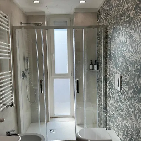 Center In 10 Min-wonderful Xl Suite,comfort Monza